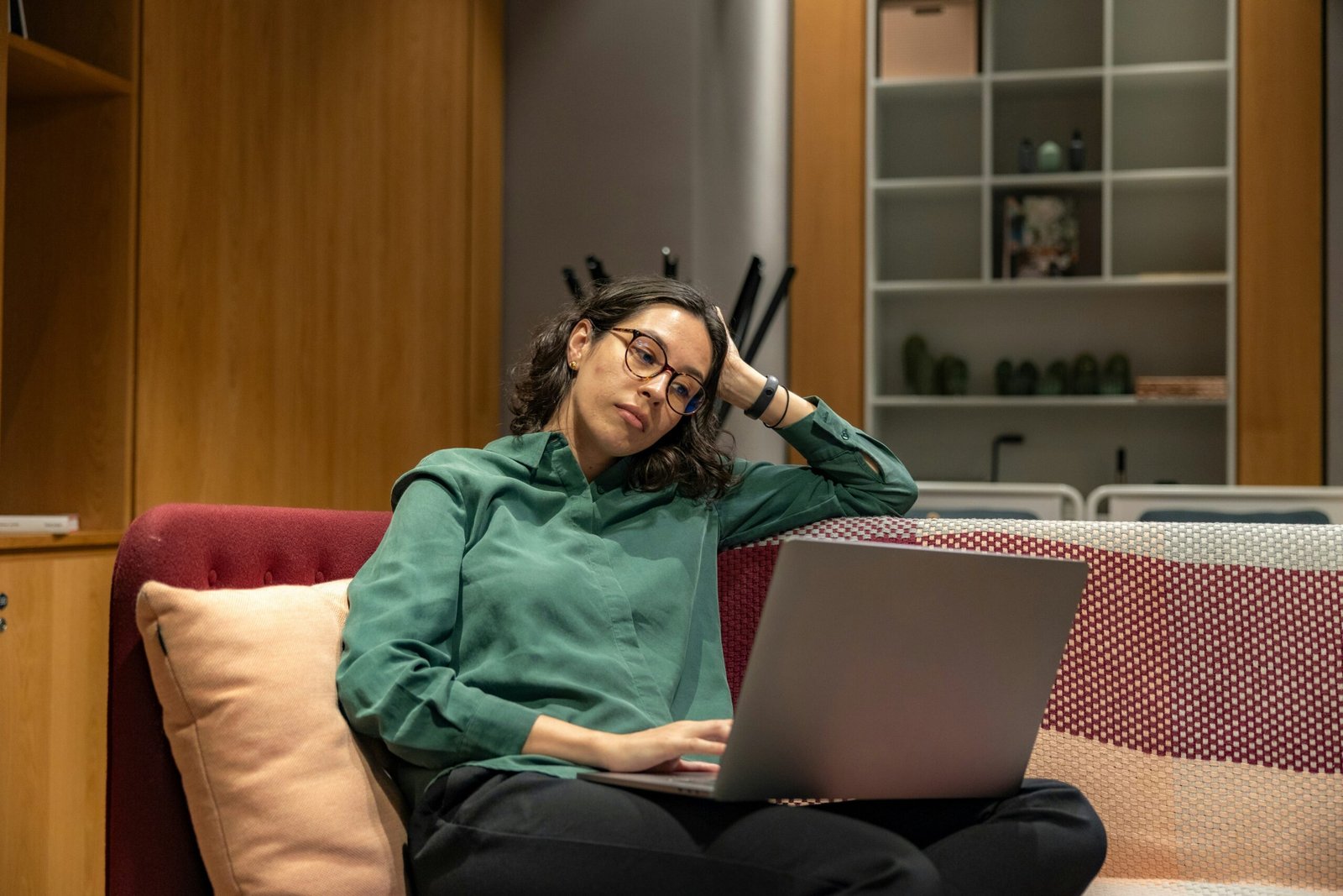 Harcèlement moral au travail : définition, exemples concrets et démarches à suivre